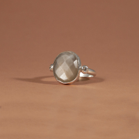 UNIEKE RING MET MAANSTEEN EN ZIRCONIA'S IN MAAT 18